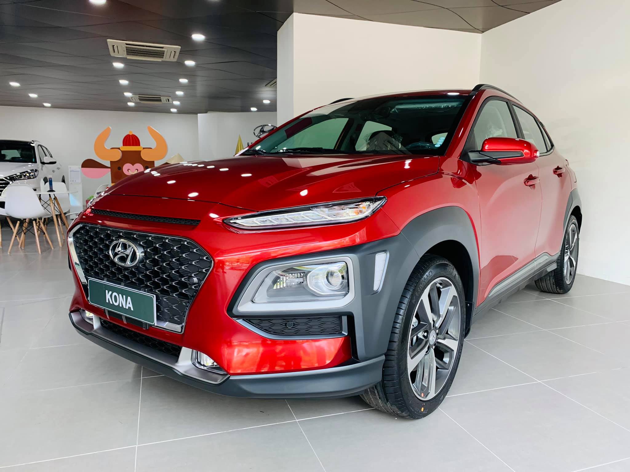 gia-xe-hyundai-kona-lan-banh-thang-11-2021-sieu-hot