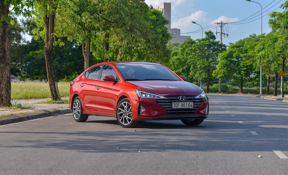 Hyundai Elantra 2020 có gì hấp dẫn khách hàng Việt?