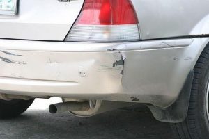 Những chi tiết “tố cáo” xe từng bị tai nạn